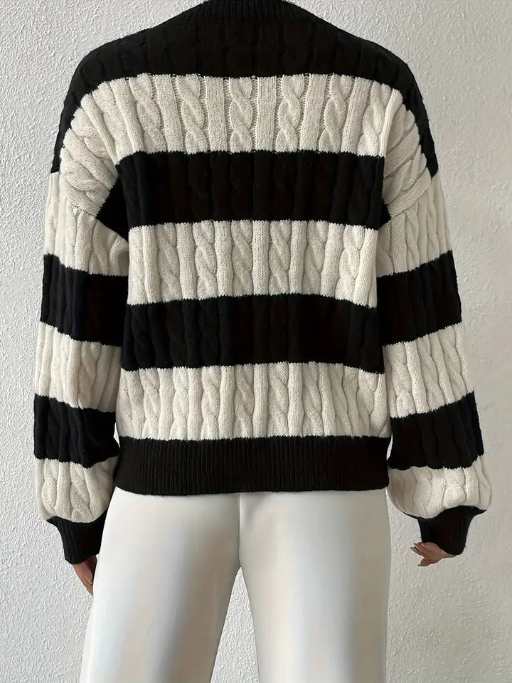 Damski sweter z odkrytymi ramionami – miękki, elegancki, wiele kolorów