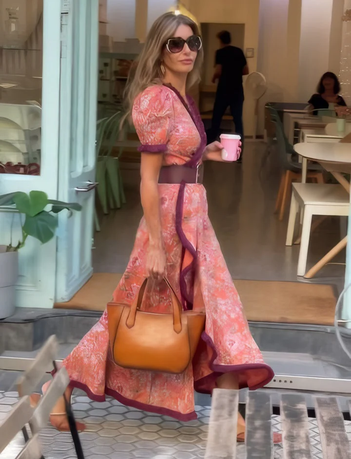 Nadia – Sukienka Maxi Elegance o kroju Flattering Fit
