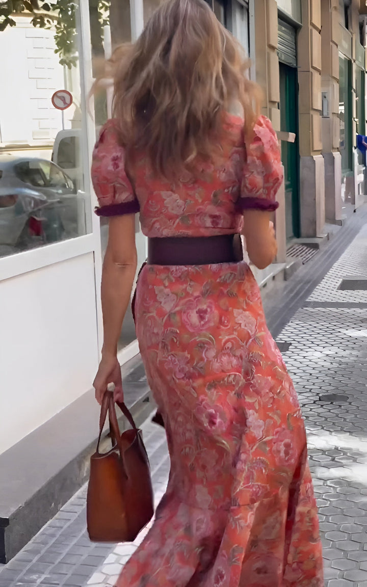 Nadia – Sukienka Maxi Elegance o kroju Flattering Fit