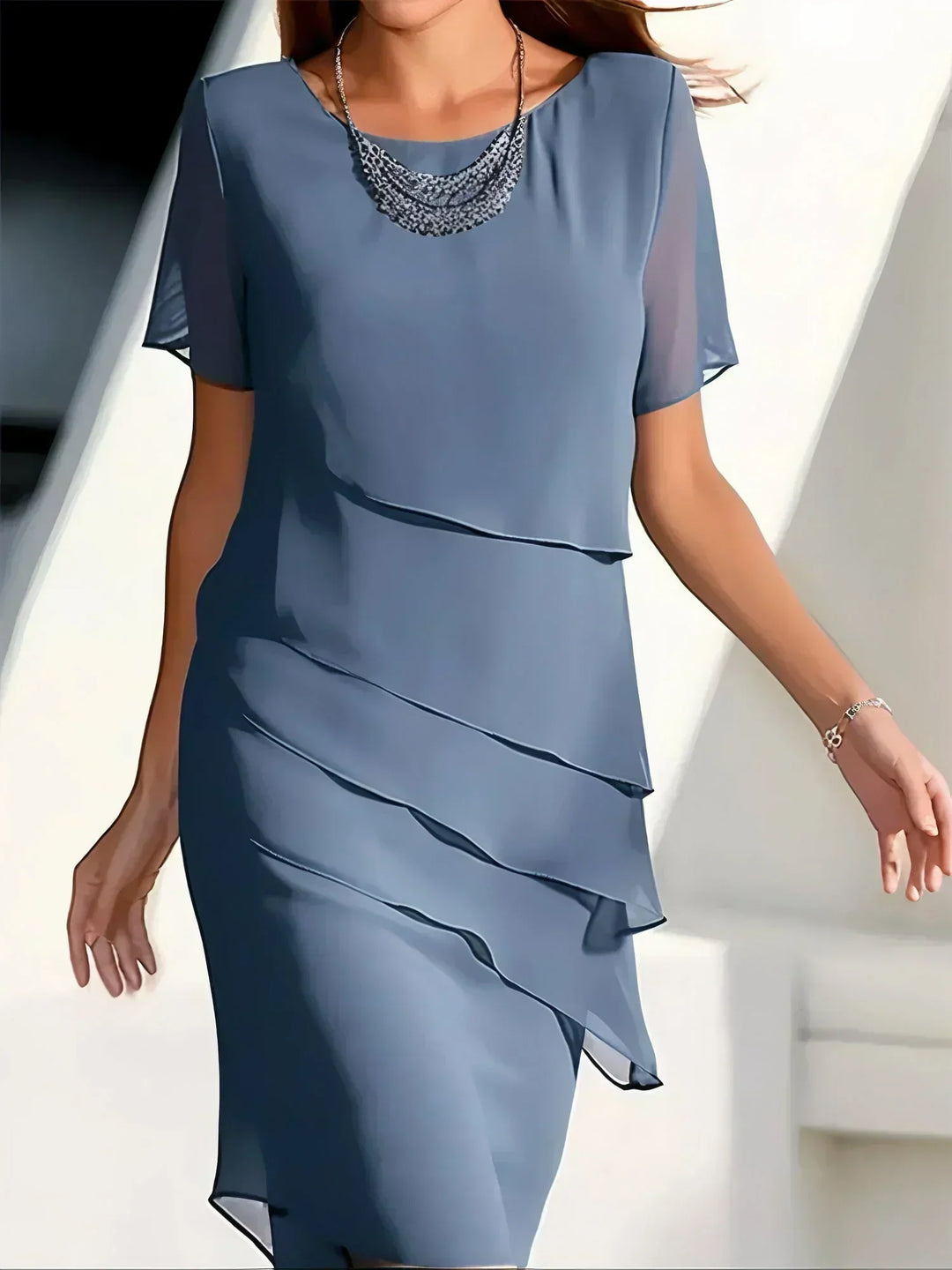 Janina – Elegancka Sukienka Warstwowa