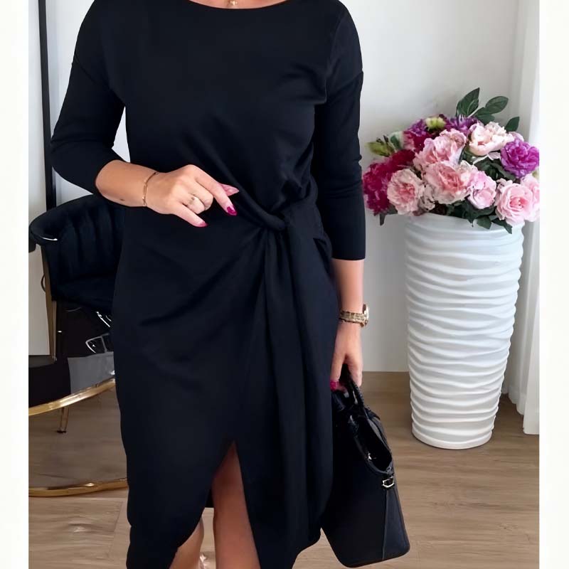 Alina - Elegancka sukienka z wiązaniem i delikatnym rozcięciem